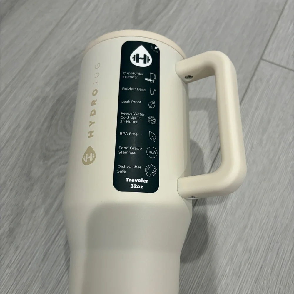 HydroJug Traveler 32oz Cream